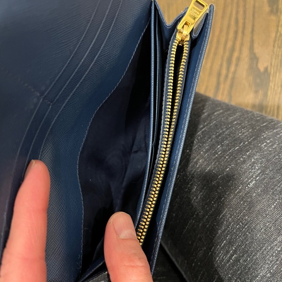 Authentic Prada wallet, NWOT - Picture 7 of 13